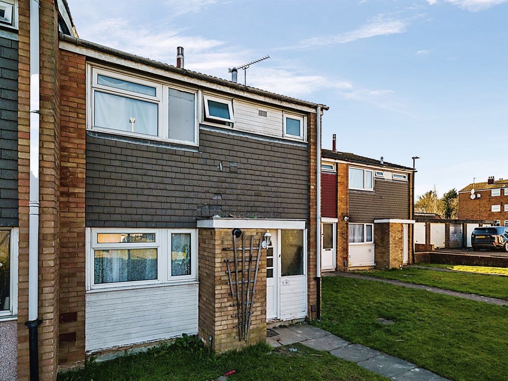 3 bed terraced house for sale in Thricknells Close, Luton LU3 Zoopla