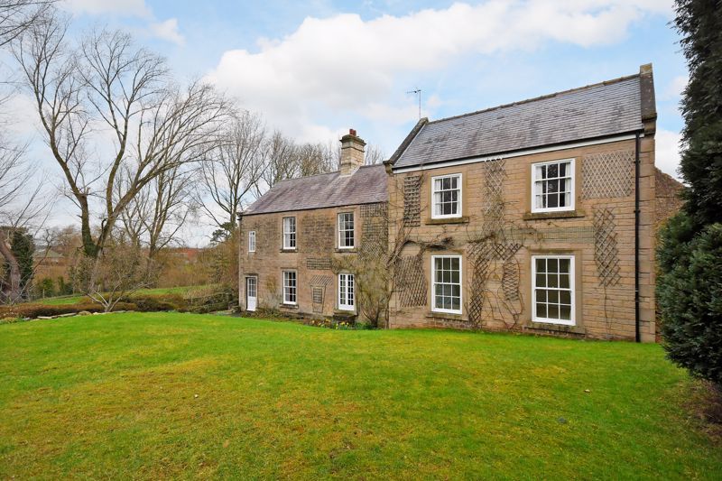 5 bed detached house for sale in Park Hill Drive, Firbeck, Worksop S81