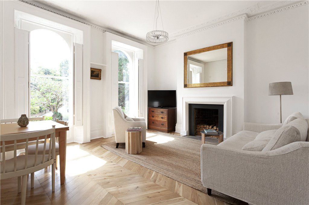 2 bed flat for sale in Copthall Gardens, Twickenham TW1 Zoopla