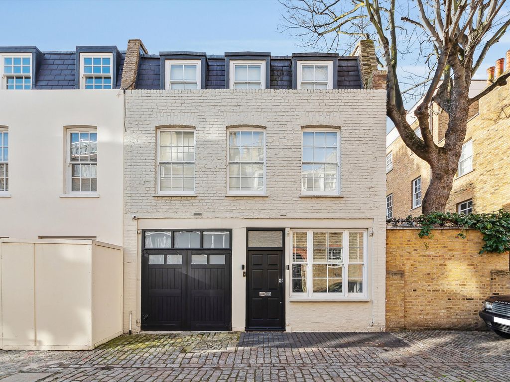 3 bed terraced house for sale in Eaton Row, London SW1W, £2,950,000