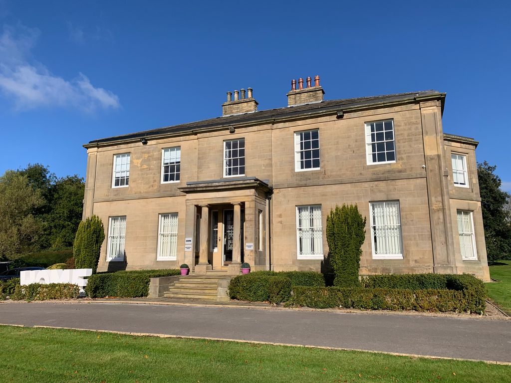 Office for sale in Beechwood House, Beechwoods Estate, Leeds LS8, £