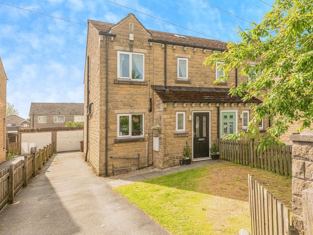 3 bed semidetached house for sale in Wibsey Park Avenue, Buttershaw