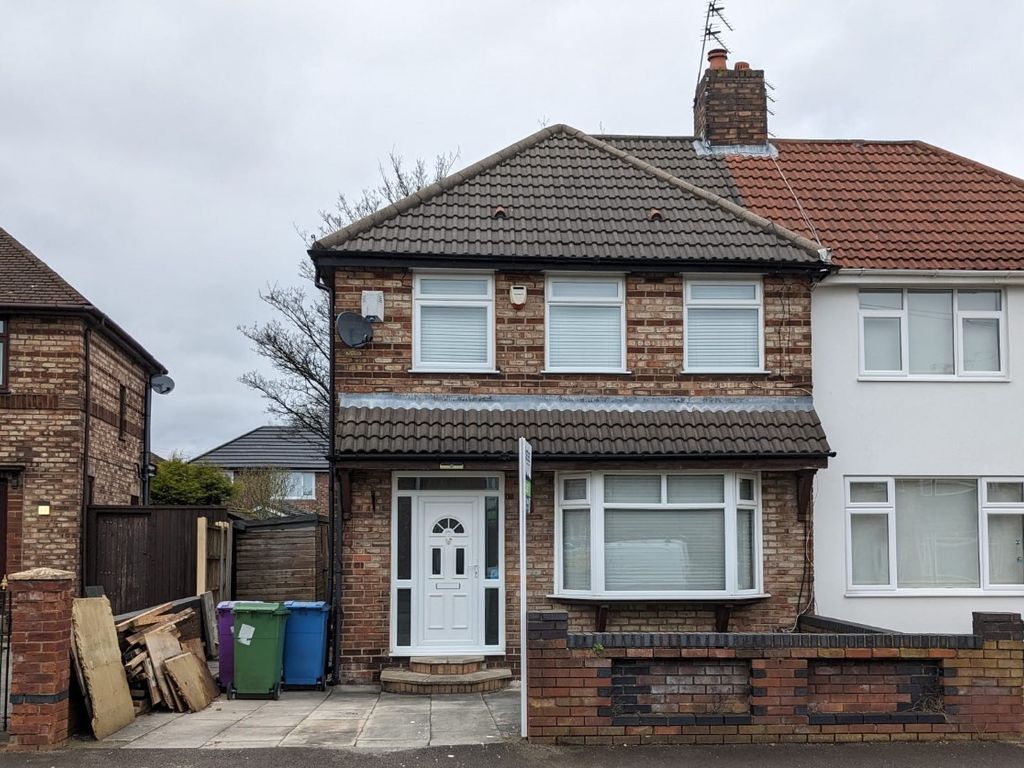3 bed semidetached house to rent in Glendevon Road, Childwall L16, £