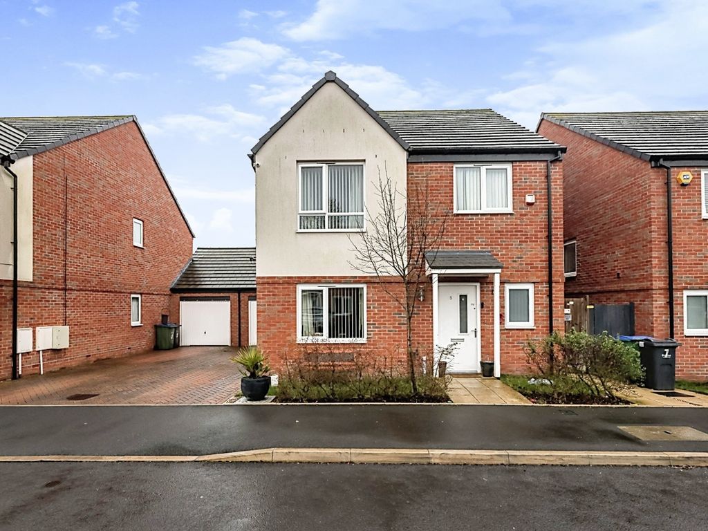 4 bed detached house for sale in Wedgwood Avenue, Rowley Regis B65 Zoopla