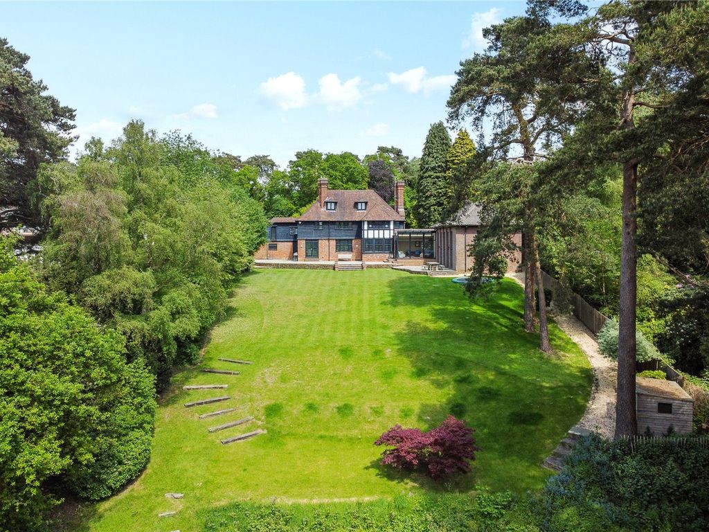 6 bed detached house for sale in Churt Road, Hindhead, Surrey GU26 Zoopla