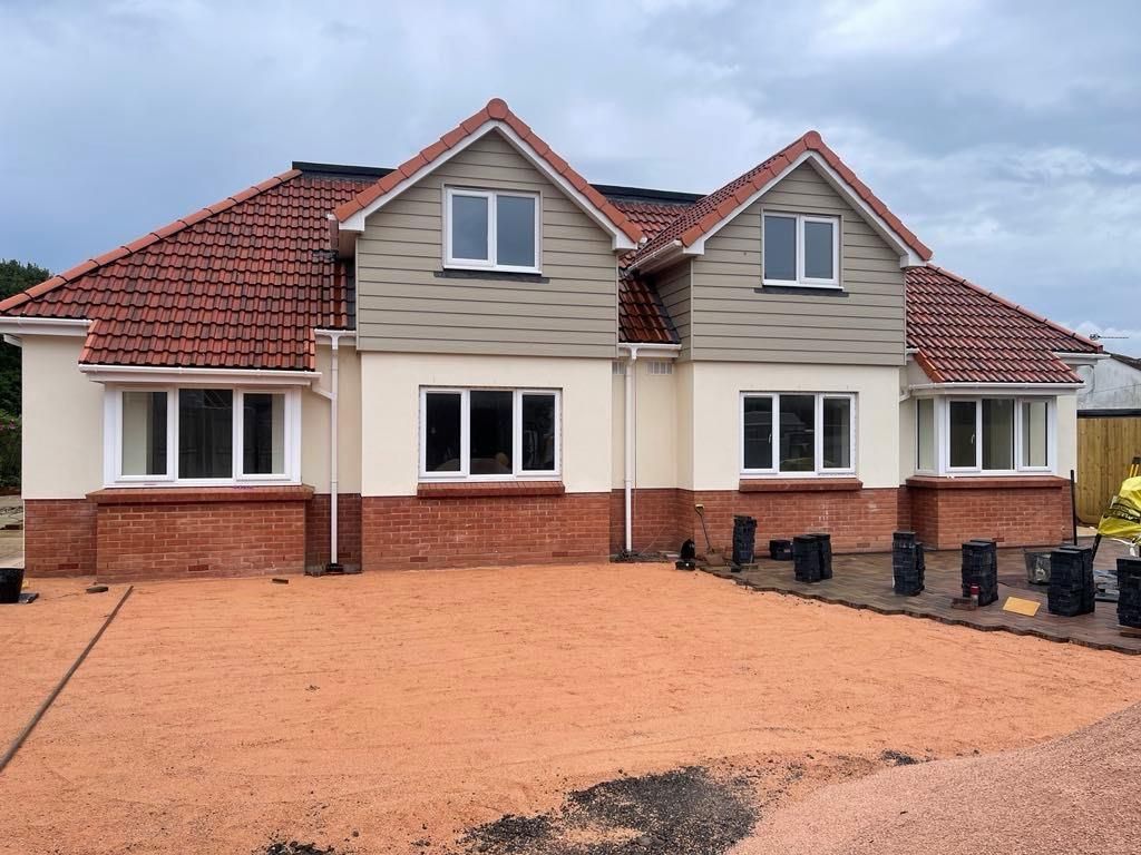 4 bed semidetached house to rent in Mead Lane, Preston, Paignton TQ3