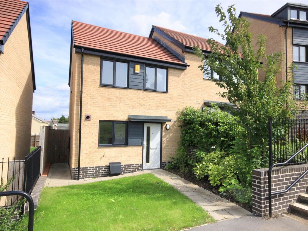 2 bed semidetached house for sale in Broomhouse Lane, Edlington