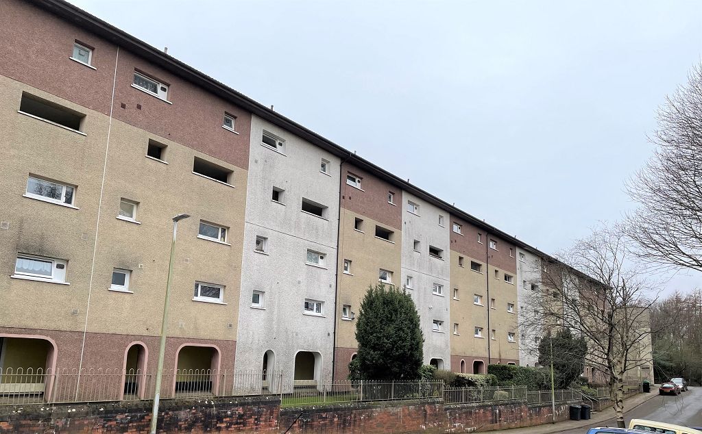 Lulworth Court, Dundee DD4  