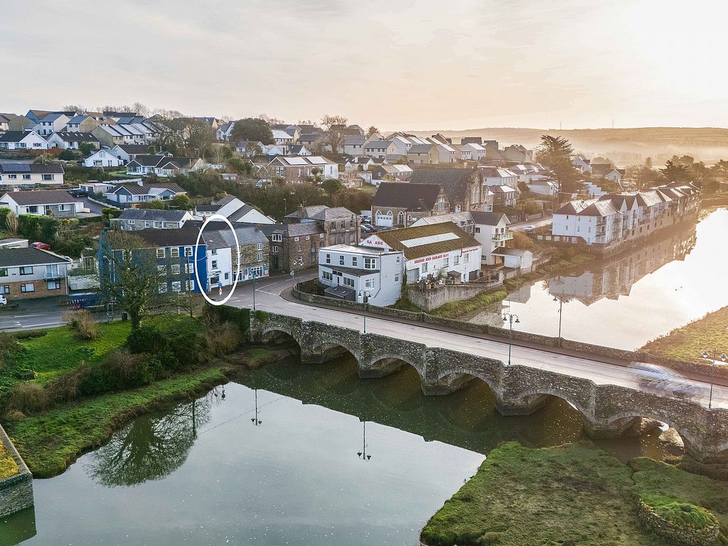 2 bed terraced house for sale in Egloshayle Road, Wadebridge PL27, £