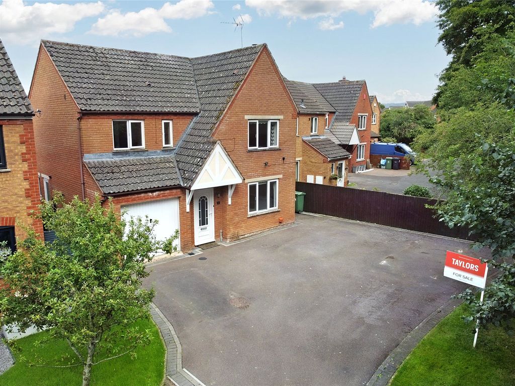 4 bed detached house for sale in Littlefield, Quedgeley, Gloucester