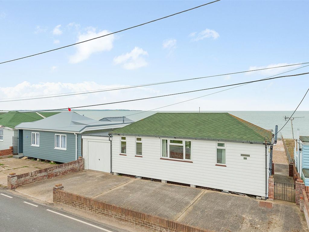 2 bed detached bungalow for sale in Faversham Road, Seasalter