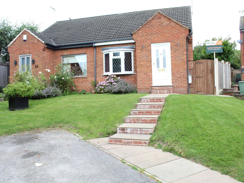 1 bed semidetached bungalow for sale in Larchdale Close, Broadmeadows
