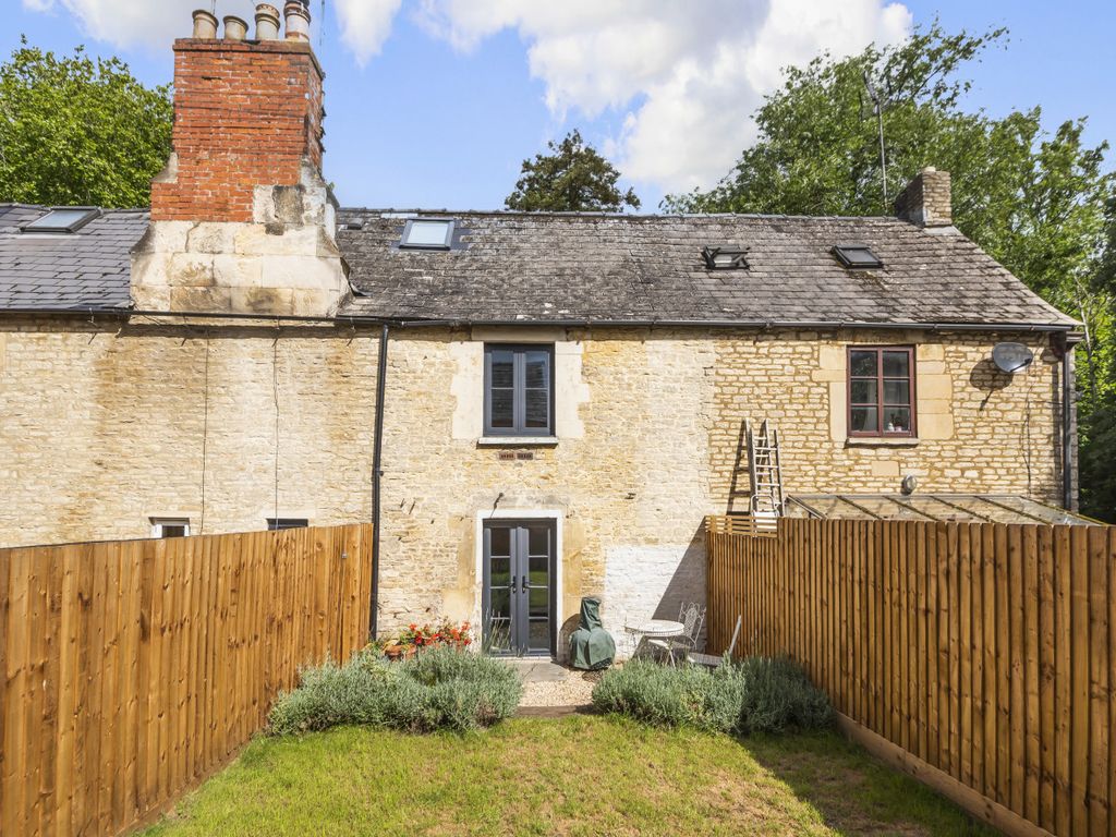 2 bed terraced house for sale in Cirencester, Gloucestershire GL7 Zoopla