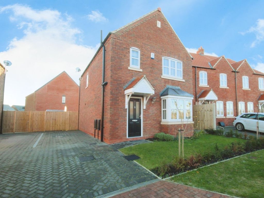 3 bed detached house for sale in Bamburgh Park, Kingswood Parks, Hull