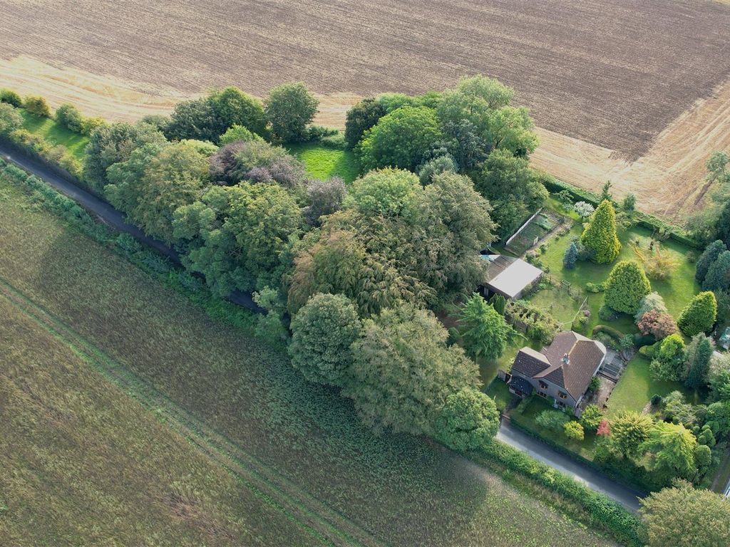 5 bed detached house for sale in Sutton Road, West Langdon, Dover CT15