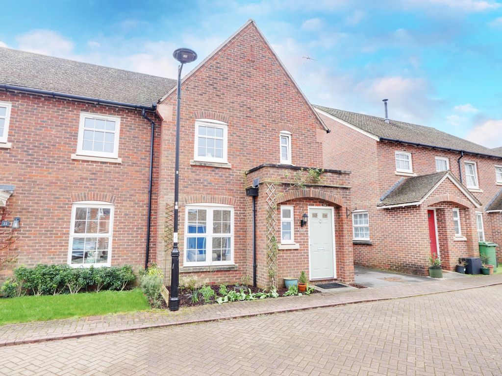 3 bed semidetached house for sale in Burgate Crescent, SherfieldOn