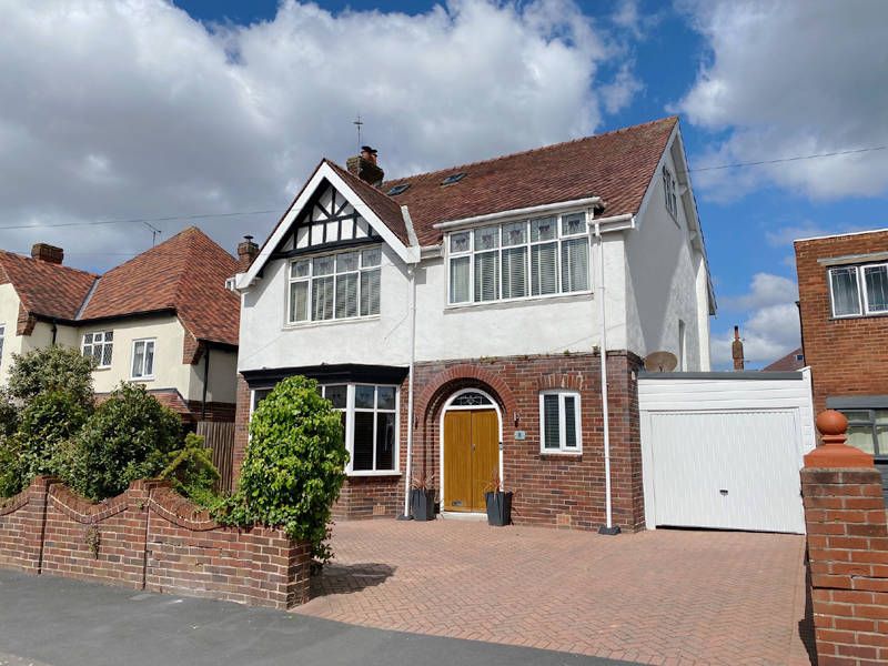 5 bed detached house for sale in Parkway, Blackpool FY3 Zoopla