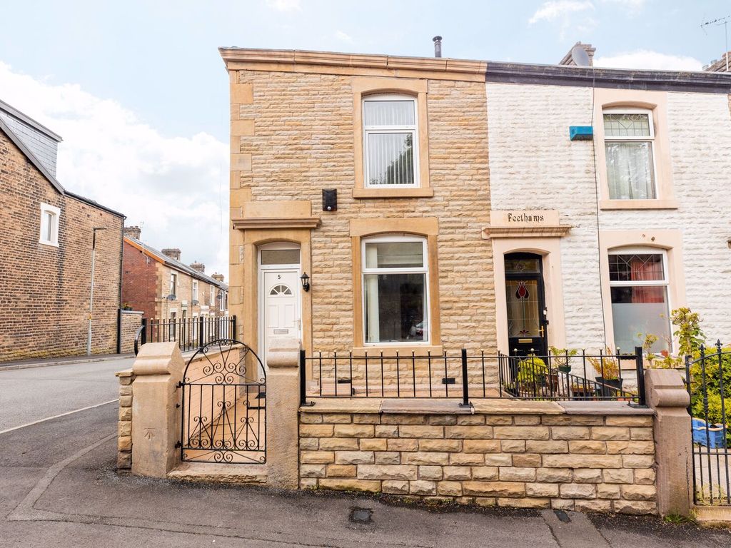 4 bed terraced house for sale in 51, Park Road, Darwen BB3, £160,000