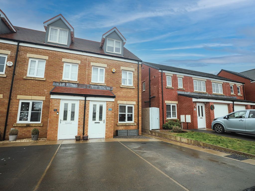 4 bed town house for sale in Edderside Drive, Carlisle CA3 Zoopla