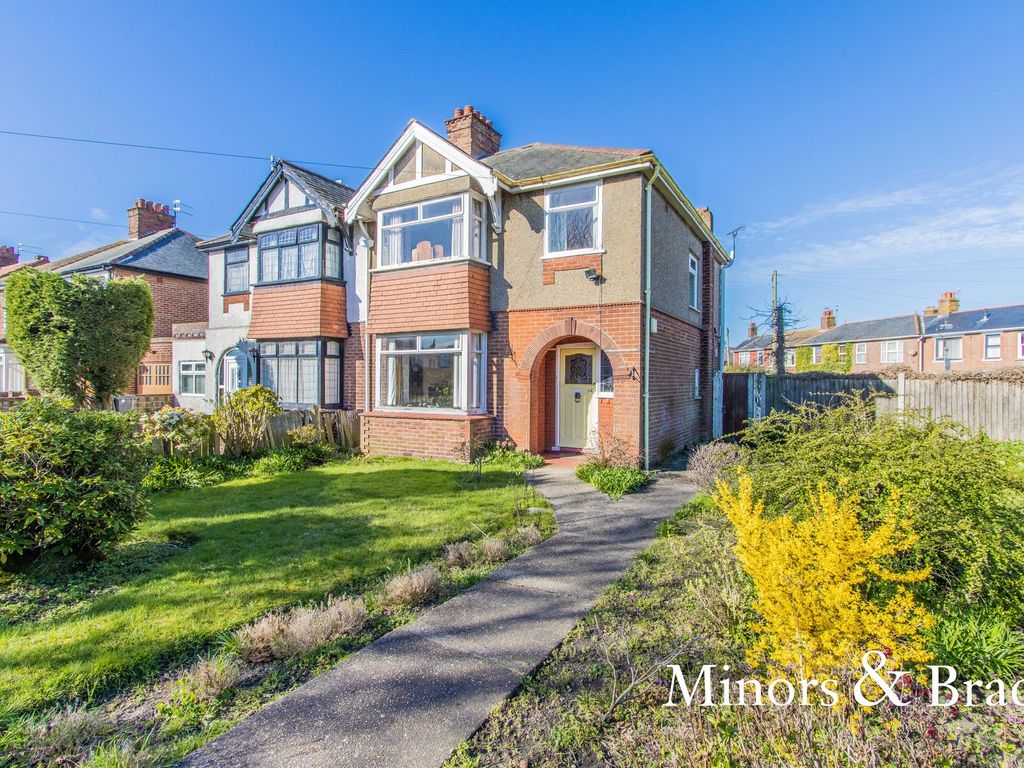 3 bed semidetached house for sale in Beatty Road, Great Yarmouth NR30