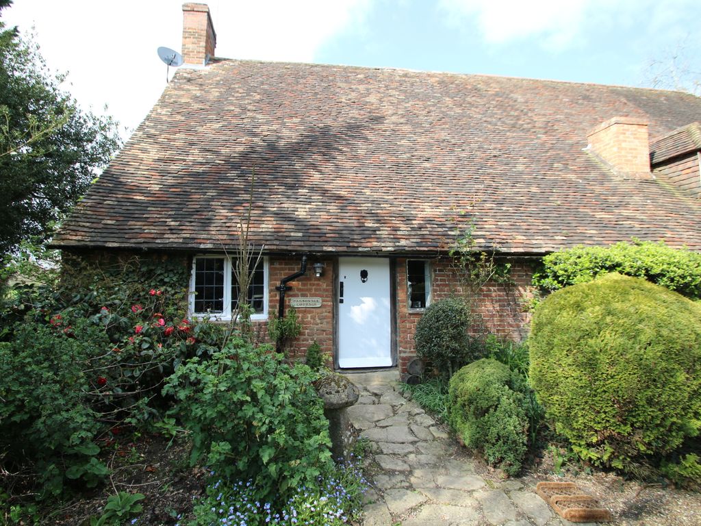 Property Details For Parsonage Cottage Station Road Pluckley