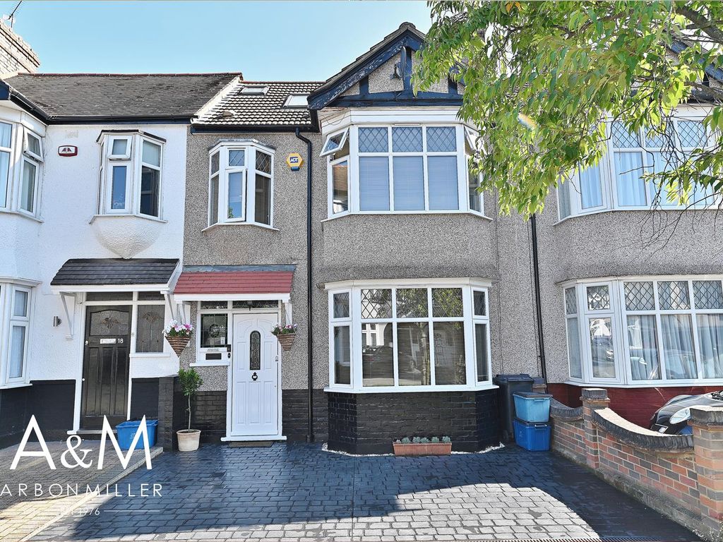 4 bed terraced house for sale in Waterloo Road, Ilford IG6, £650,000