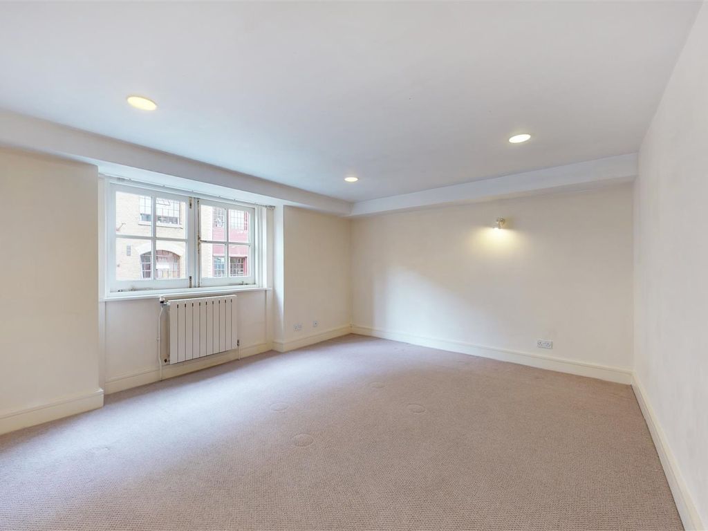 St Thomas Wharf Wapping High Street London E1W  