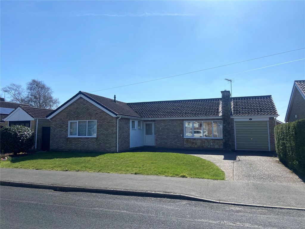 3 bed bungalow for sale in Lynmouth Close, North Hykeham, Lincoln