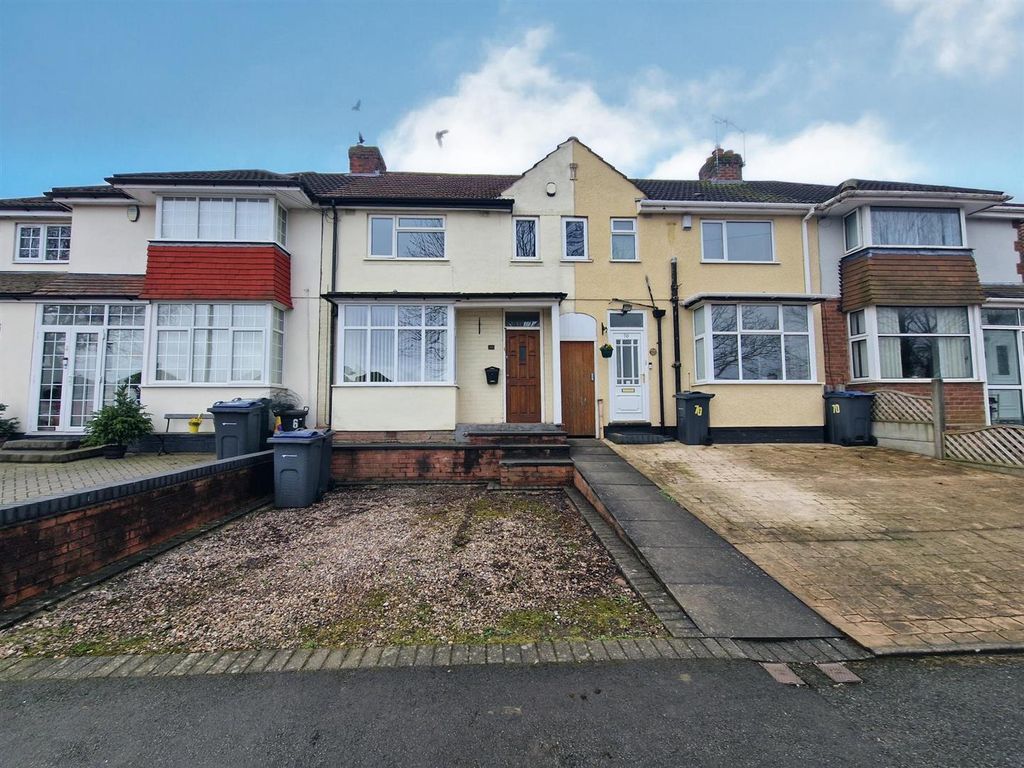 3 bed terraced house to rent in Groveley Lane, Longbridge, Northfield