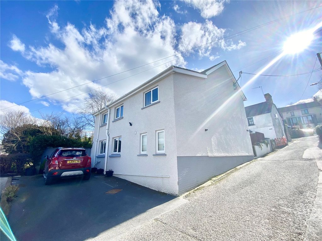 4 bed detached house for sale in Penlan Terrace, Newcastle Emlyn SA38