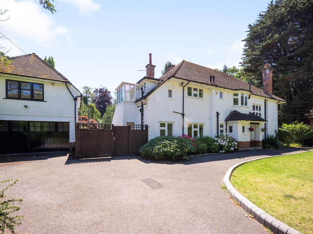 Alyth Road, Talbot Woods, Bournemouth BH3