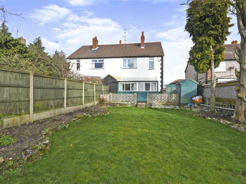 3 bed semidetached house for sale in Eakring Road, Mansfield