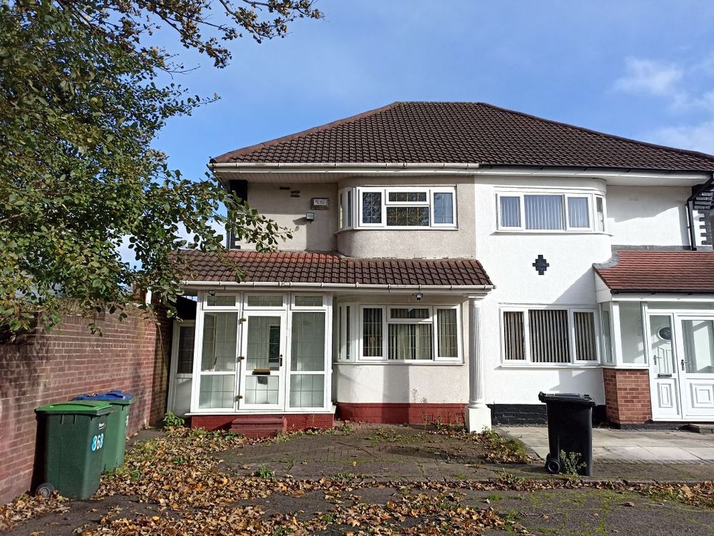 3 bed semidetached house for sale in 868 Wolverhampton Road, Oldbury