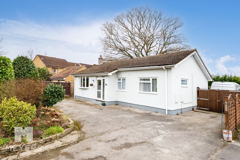 3 bed detached bungalow for sale in Newtown Lane, Verwood BH31 Zoopla