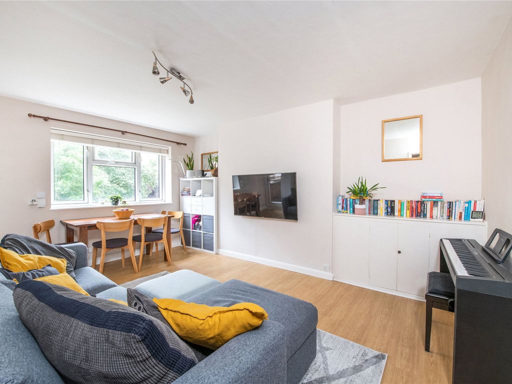 The Willoughbys, East Sheen, London SW14