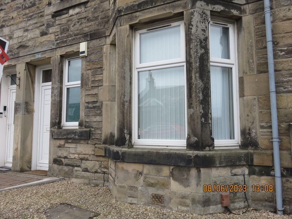 2 bed flat to rent in Ava Street, Kirkcaldy KY1 Zoopla