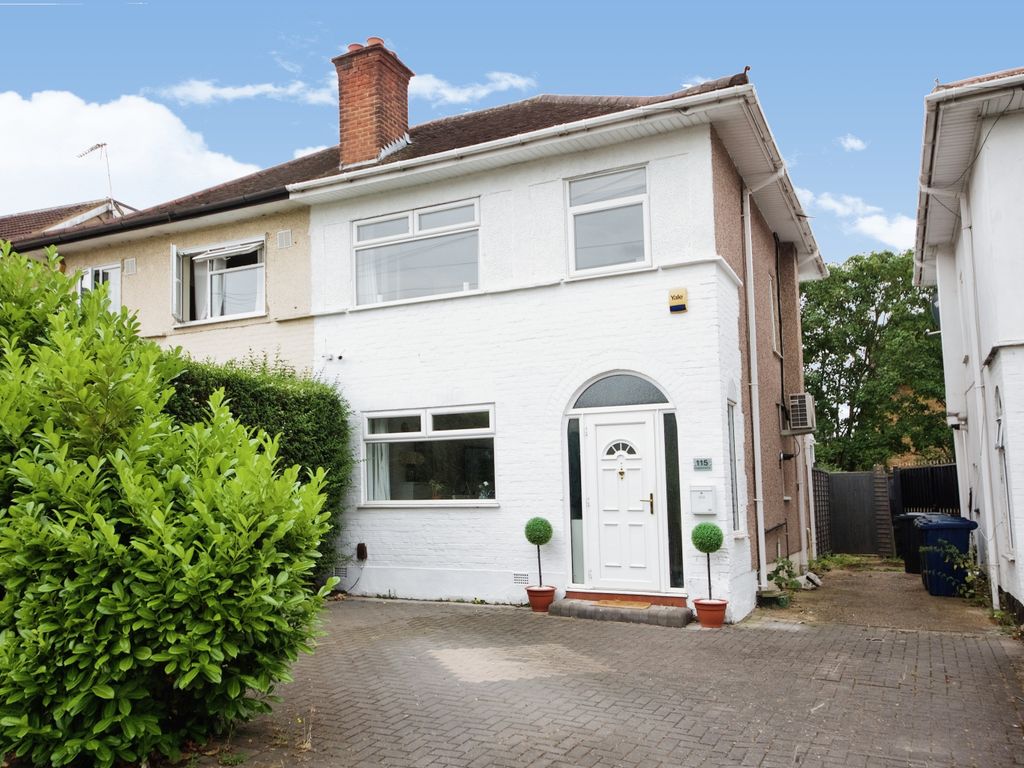 3 bed semidetached house for sale in Kingshill Avenue, Northolt UB5