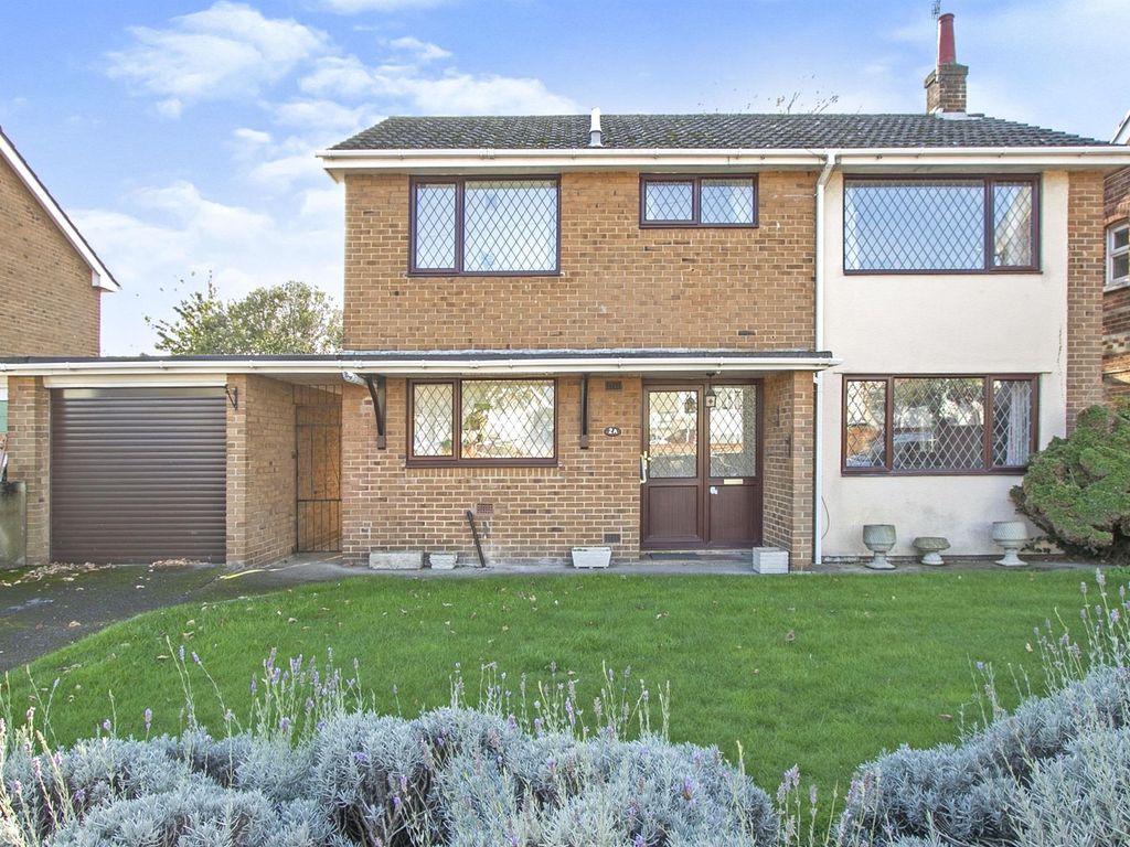 3 bed linkdetached house for sale in Shaftesbury Road, Poole BH15 Zoopla