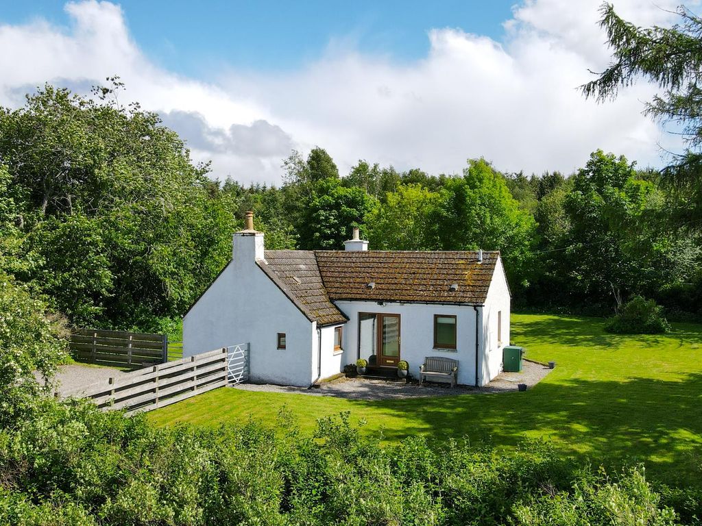 2 bed detached house for sale in Glenlivet, Ballindalloch AB37, £