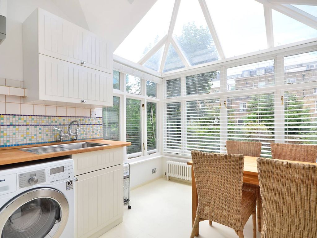 Monmouth Road, Westbourne Grove, London W2