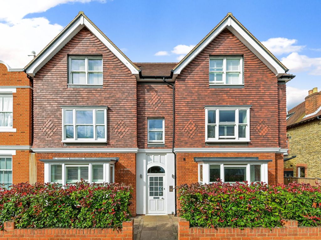 2 bed flat for sale in Lingfield Avenue, Kingston Upon Thames KT1, £575,000 Zoopla