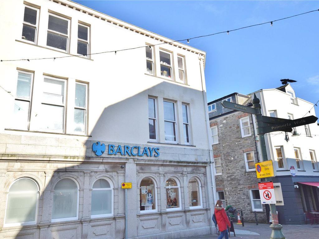 2 bed flat to rent in Molesworth Street, Wadebridge PL27, £895 pcm Zoopla