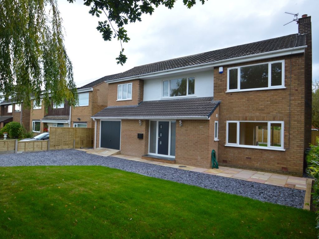 4 bed detached house for sale in Park Lane, Pickmere, Knutsford WA16