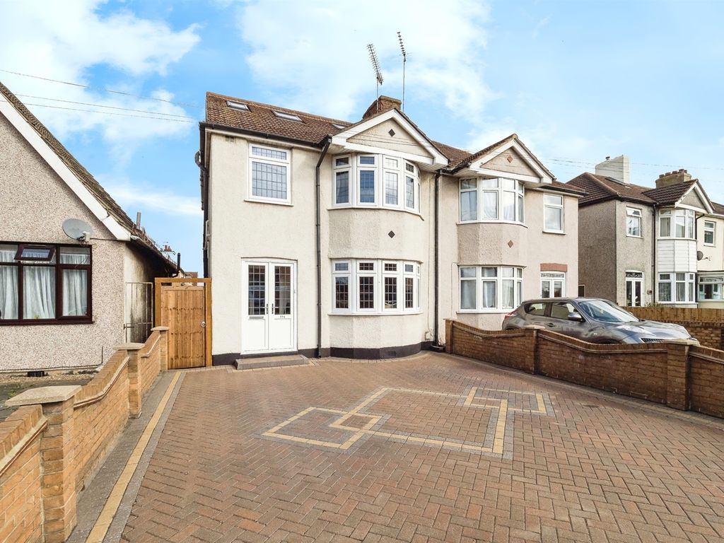 5 bed semidetached house for sale in Rainham Road South, Dagenham RM10, £550,000 Zoopla