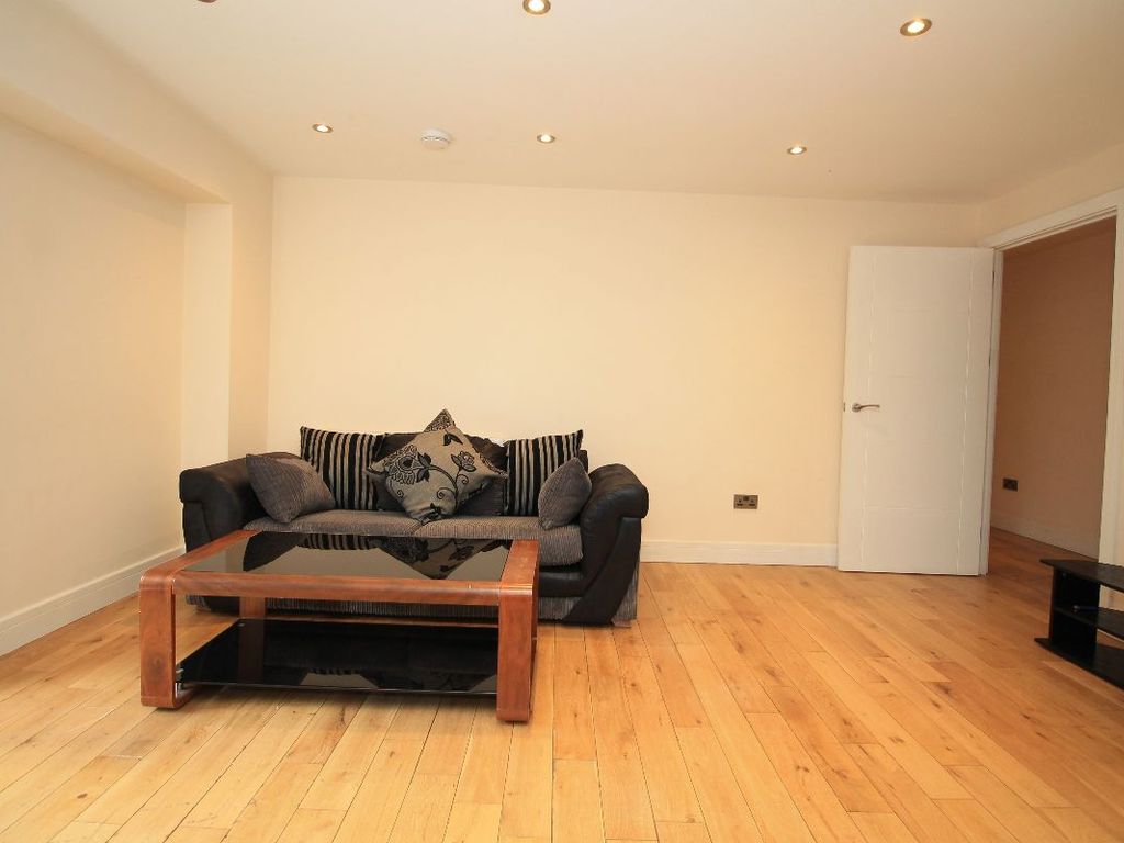2 bed flat to rent in 8 Shirley Street, Canning Town E16 Zoopla
