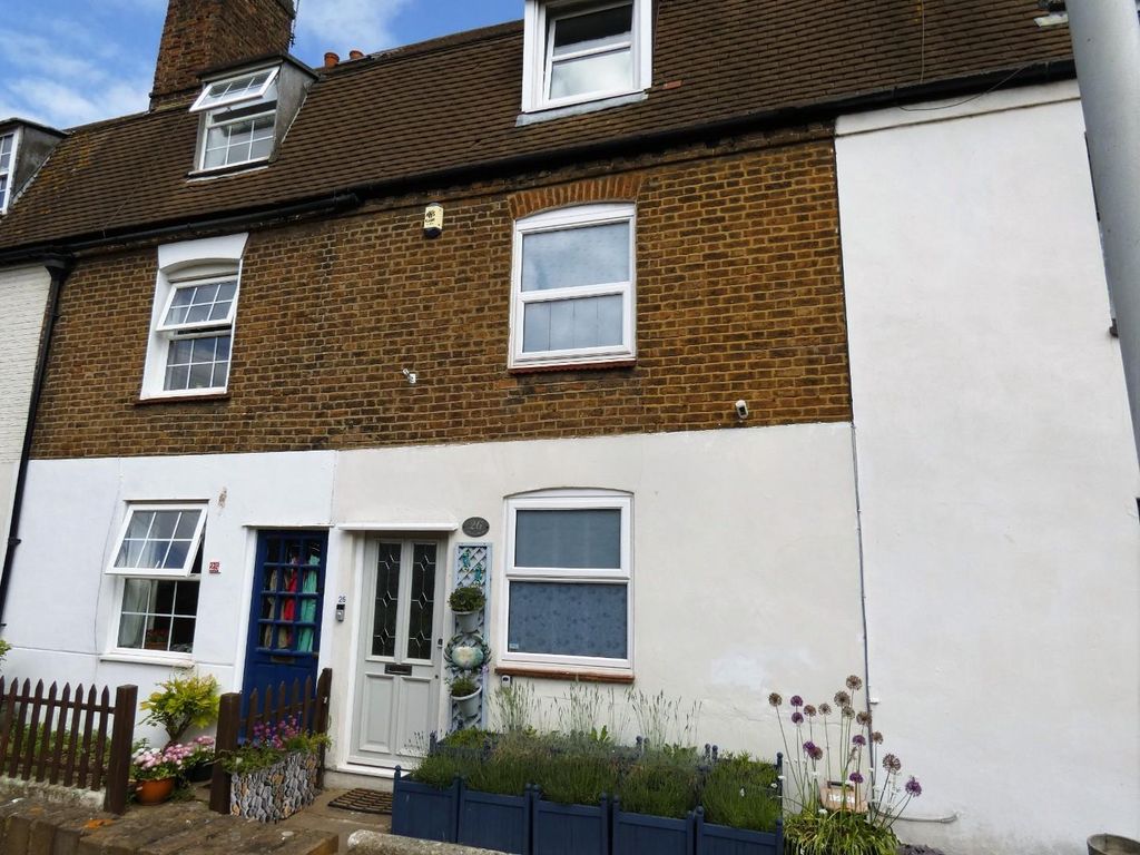 3 bed terraced house for sale in Bentley Street, Gravesend DA12 Zoopla