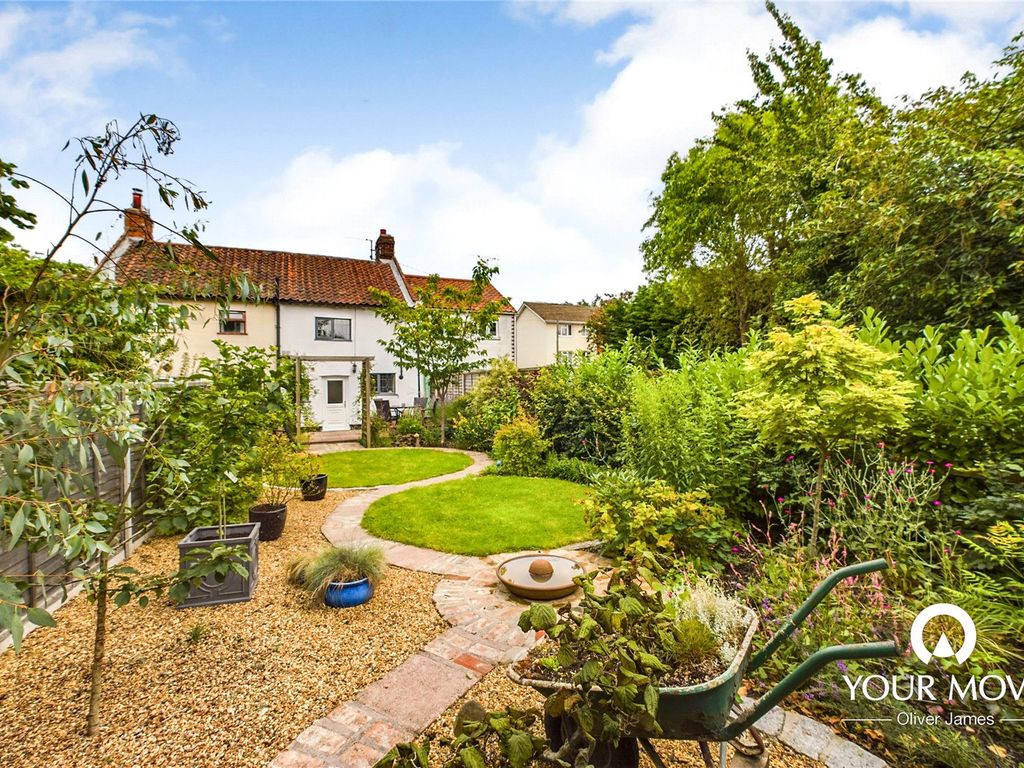 2 bed terraced house for sale in Grove Road, Beccles, Suffolk NR34 Zoopla