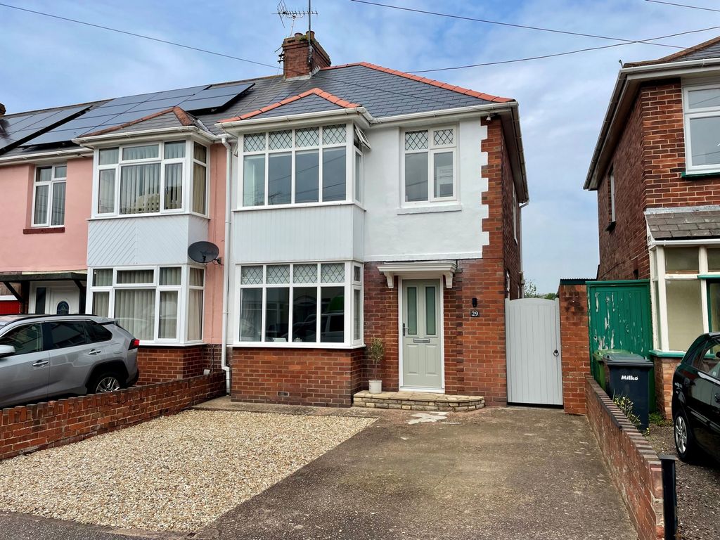 3 bed end terrace house for sale in Woodville Road, St.Thomas EX2, £