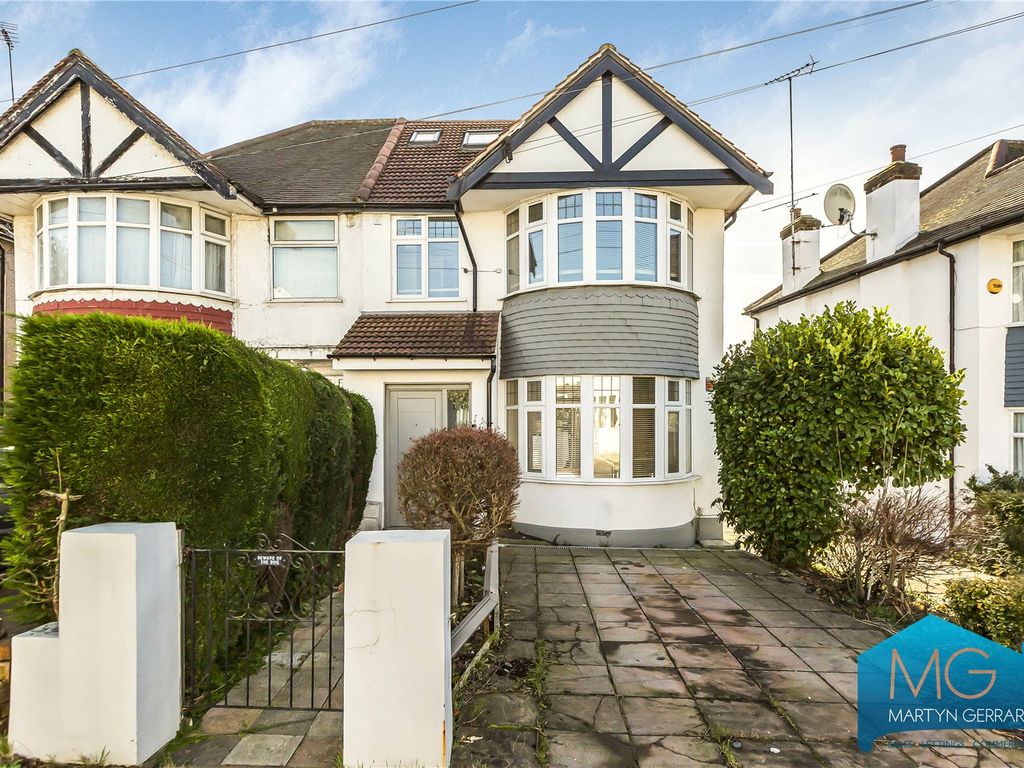 5 bed semidetached house for sale in Barford Close, London NW4, £