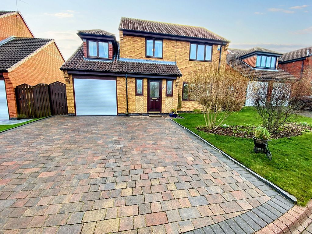 4 bed detached house for sale in Crofters Close, Annitsford